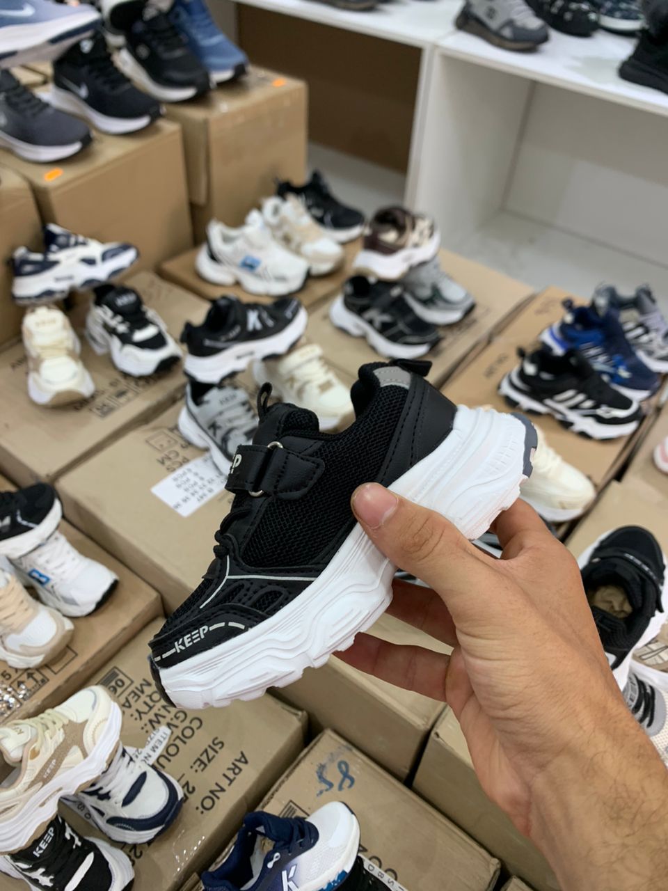 Keep moving | Noir 👟